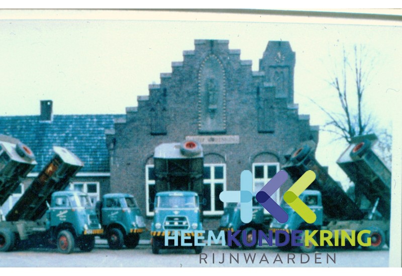vrachtwagens Hendriks Lobith (1)